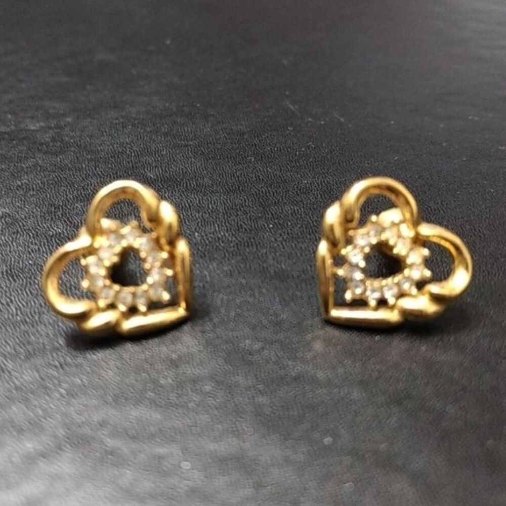 Gold tone heart earrings with rhinestones